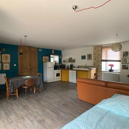 Proche Mont Saint Michel Renove Apartment Pontorson